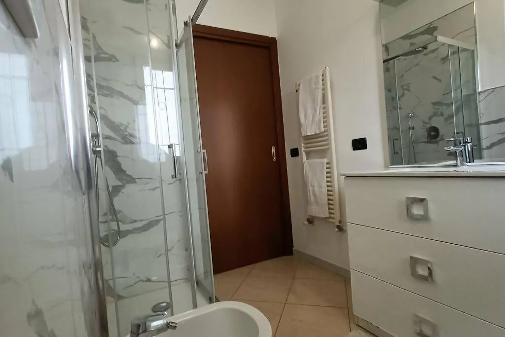 Aeroporto & Fiera 30 Apartment Seriate 0*,  Italy